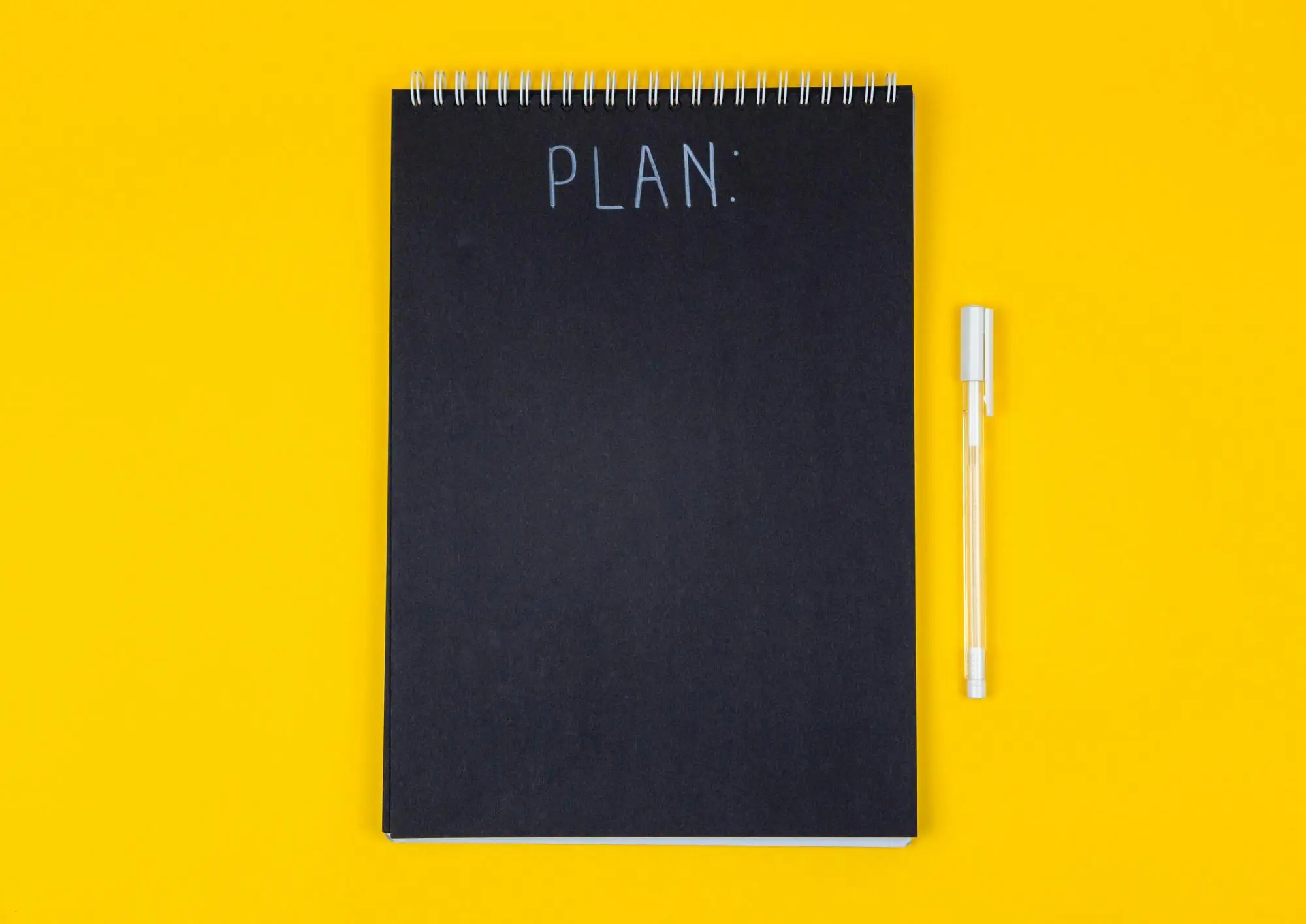 Top 5 Must-Have Items on Your Rental Cleaning Checklist in Santa Fe